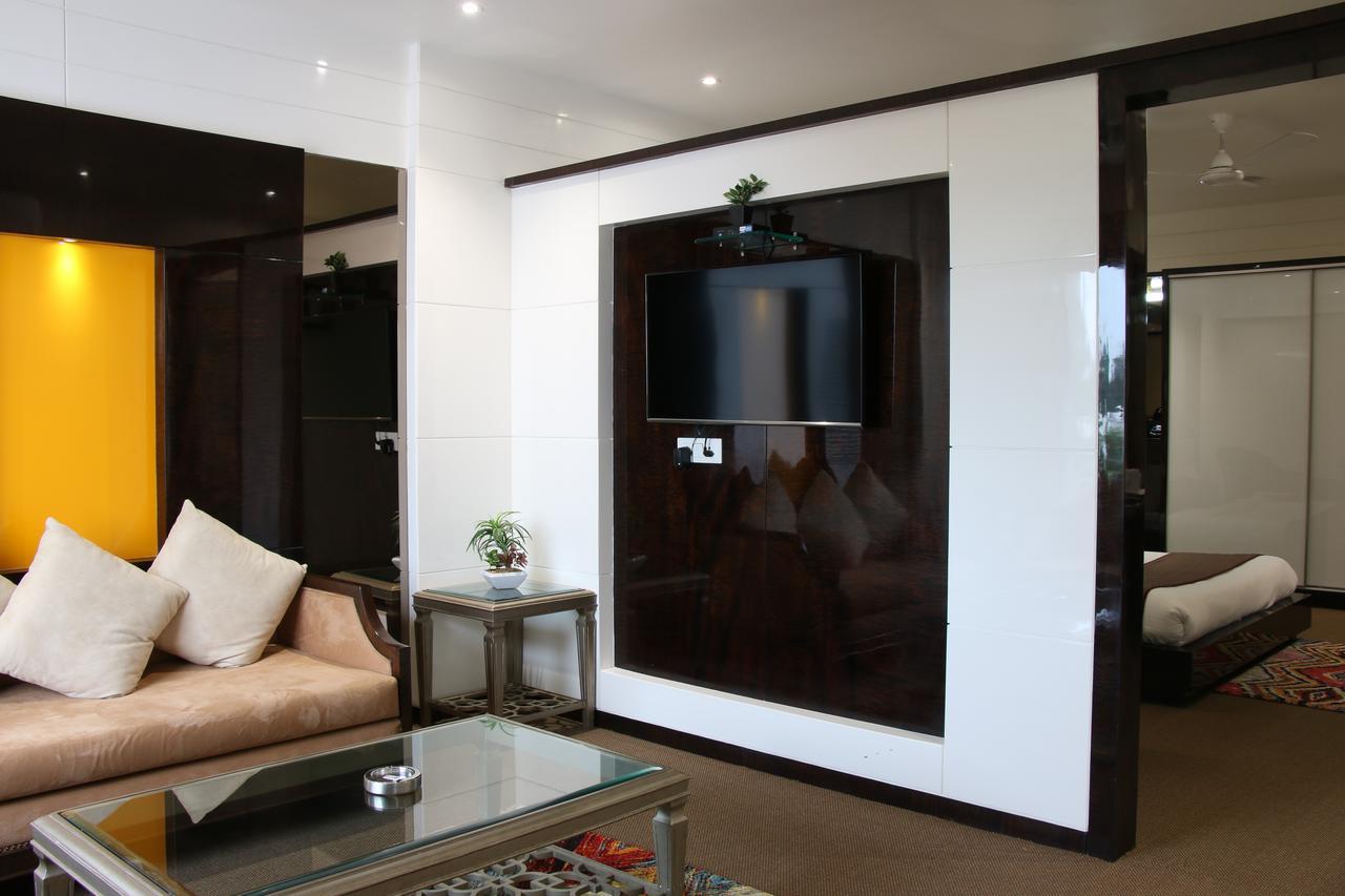 Sāgar Hotel Deepali מראה חיצוני תמונה