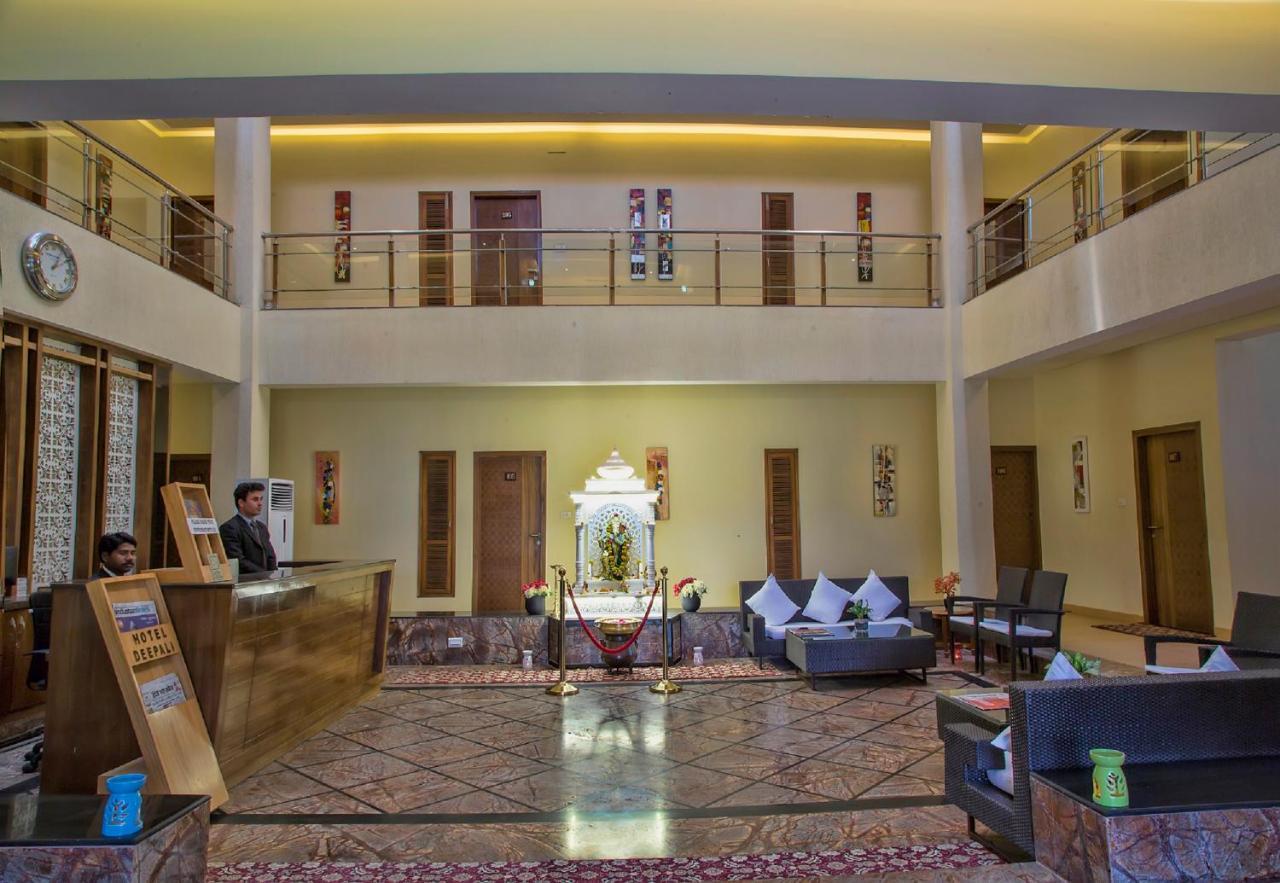 Sāgar Hotel Deepali מראה חיצוני תמונה